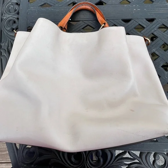 Dooney & Bourkey Bag City Barlow Slouchy Tote - Picture 12 of 16